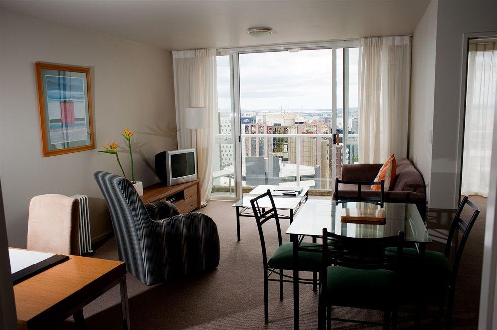 Crown On Cintra Lane Aparthotel Auckland Exterior photo