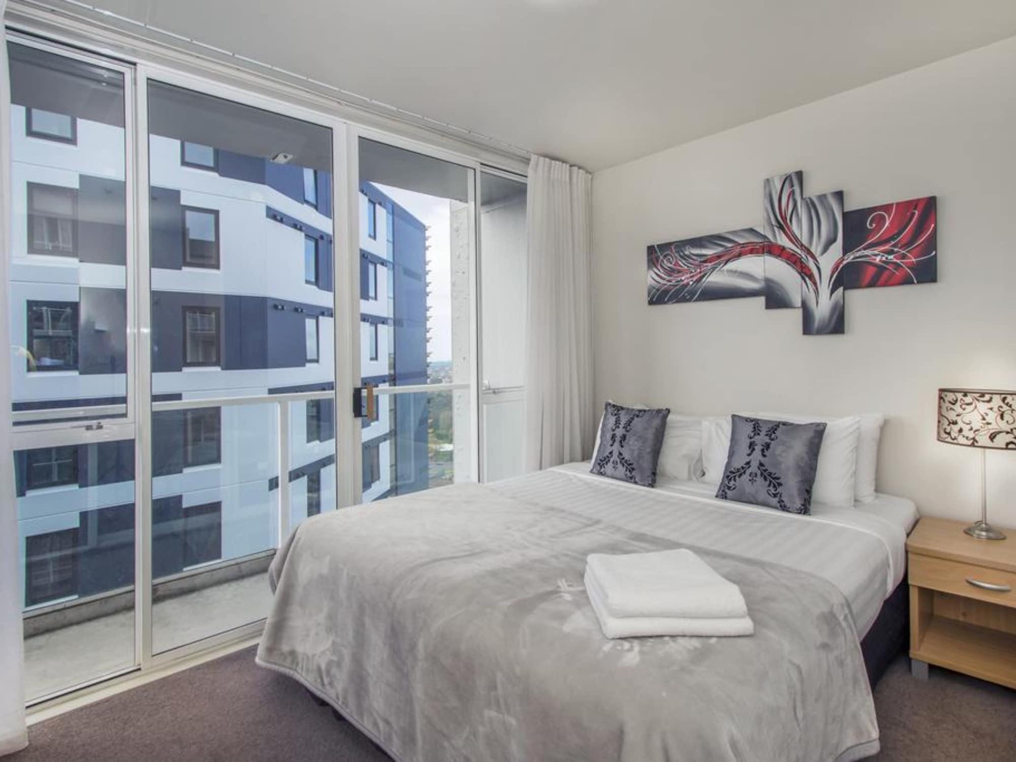 Crown On Cintra Lane Aparthotel Auckland Exterior photo