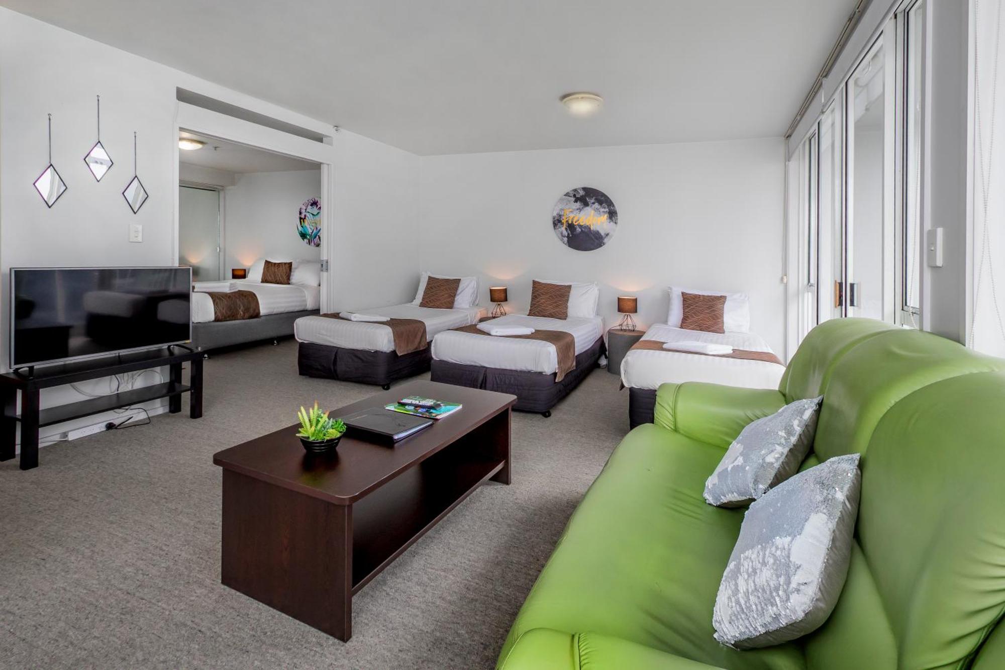 Crown On Cintra Lane Aparthotel Auckland Exterior photo