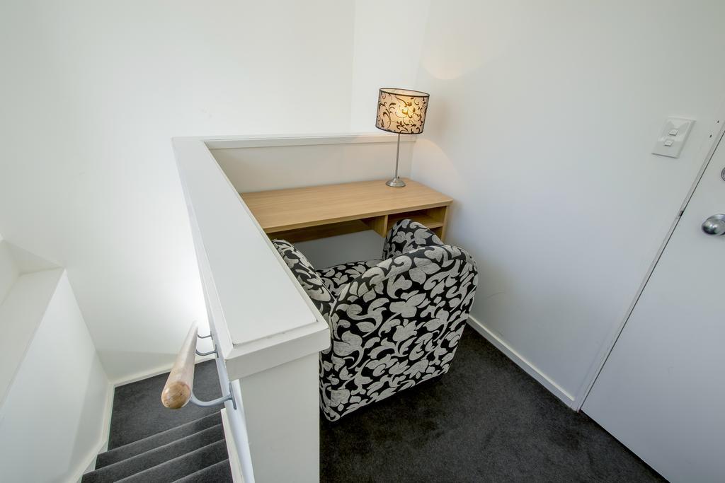 Crown On Cintra Lane Aparthotel Auckland Exterior photo