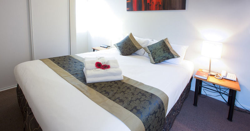 Crown On Cintra Lane Aparthotel Auckland Exterior photo